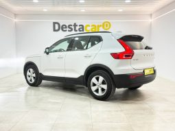 VOLVO XC40 MOMENTUM T2 1.5 full