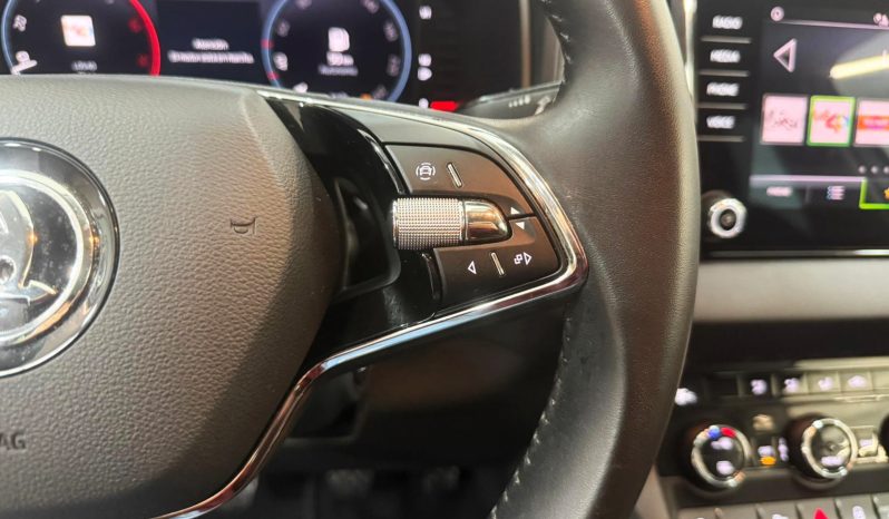 SKODA KAROQ 2.0 TDI AMBITION full