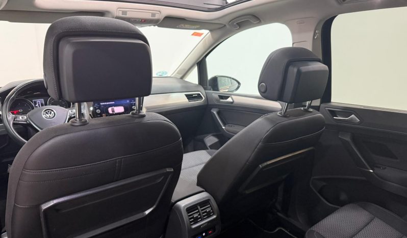 VOLKSWAGEN TOURAN ADVANCE 2.0 TDI (7 PLAZAS) full