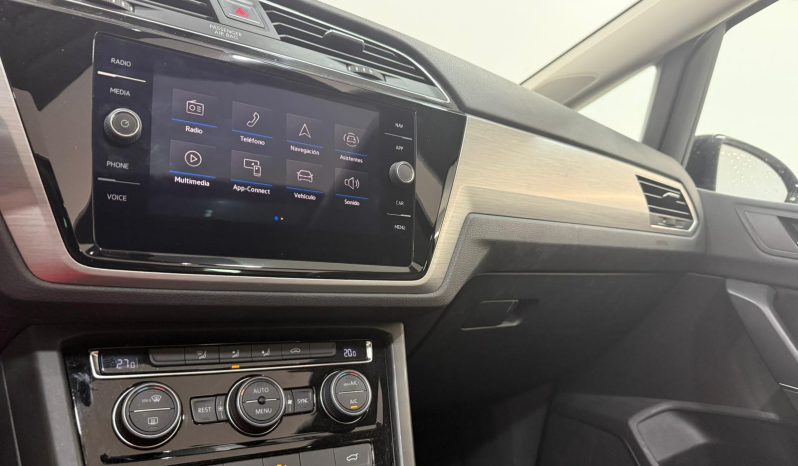 VOLKSWAGEN TOURAN ADVANCE 2.0 TDI (7 PLAZAS) full