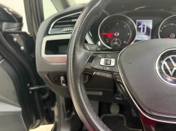 VOLKSWAGEN TOURAN ADVANCE 2.0 TDI (7 PLAZAS) full