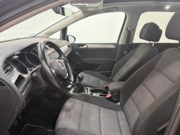 VOLKSWAGEN TOURAN ADVANCE 2.0 TDI (7 PLAZAS) full