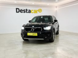 VOLVO XC40 1.5 T2 MOMENTUM PRO full