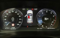VOLVO XC40 1.5 T2 MOMENTUM PRO full