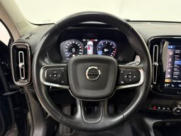 VOLVO XC40 1.5 T2 MOMENTUM PRO full