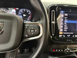 VOLVO XC40 1.5 T2 MOMENTUM PRO full