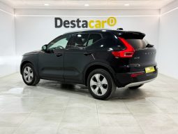 VOLVO XC40 1.5 T2 MOMENTUM PRO full