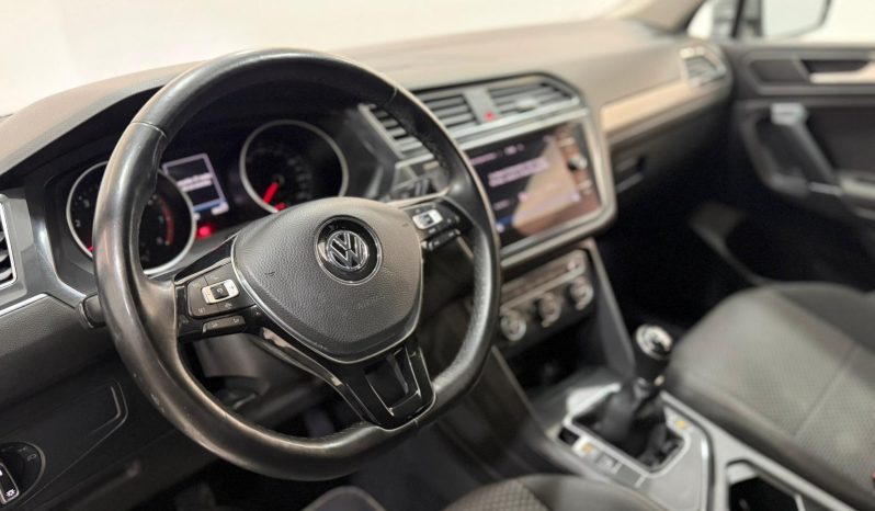 VOLKSWAGEN TIGUAN ALLSPACE (7 PLAZAS) full