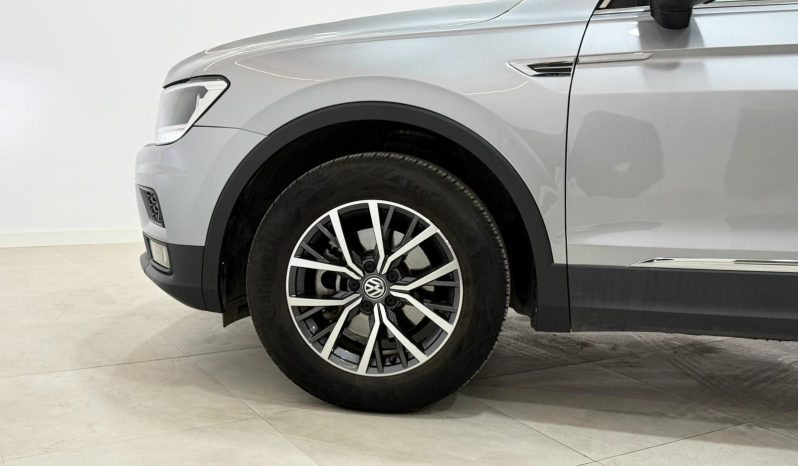 VOLKSWAGEN TIGUAN ALLSPACE (7 PLAZAS) full