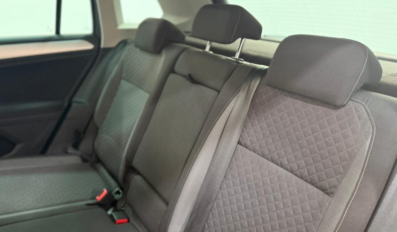 VOLKSWAGEN TIGUAN 1.5 TSI R-LINE full