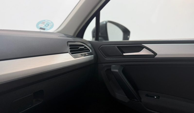 VOLKSWAGEN TIGUAN 1.5 TSI R-LINE full