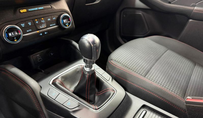 FORD KUGA 1.5T ECOBOOST ST-LINE full