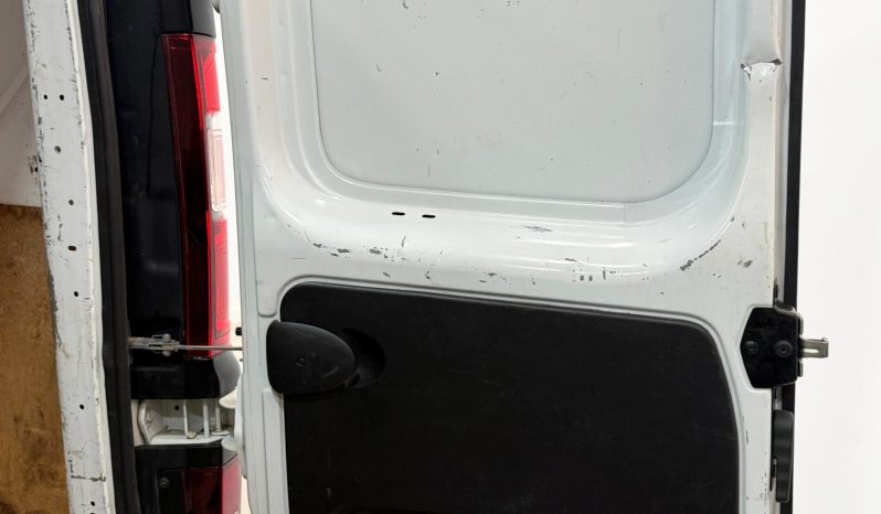 RENAULT TRAFIC BLUE DCI 110CV full